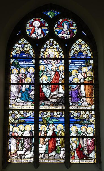 Kleurrijk Middelkerks Kerkglas (5) | Kerknet